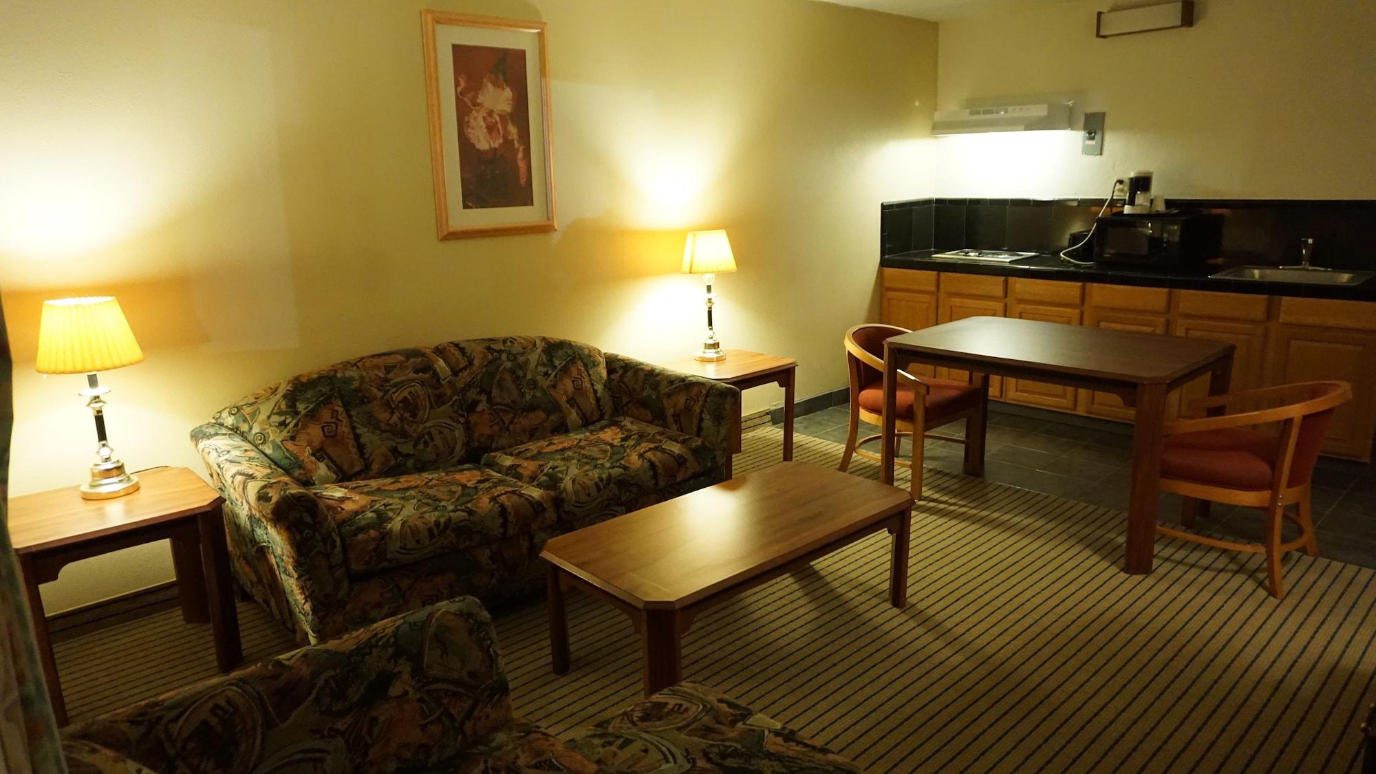 Travelodge By Wyndham Imperial - Motel
