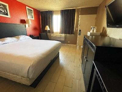 Travelodge By Wyndham Imperial -