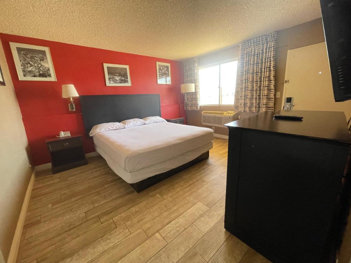 Motel Travelodge By Wyndham Imperial - 2*
