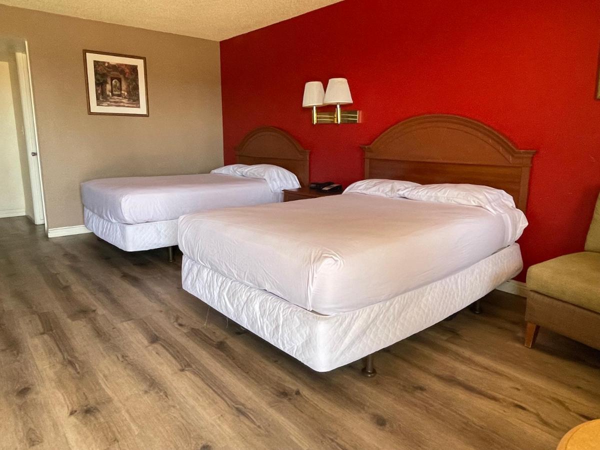 Motel Travelodge By Wyndham Imperial -