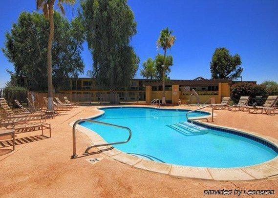 Travelodge By Wyndham Imperial - 2*